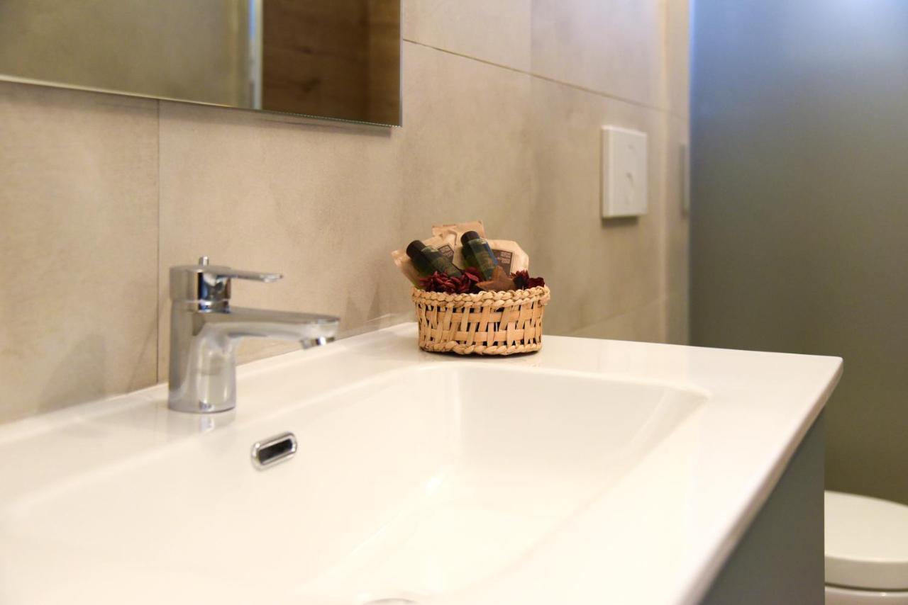 Serenity Apulian Rooms Trepuzzi Экстерьер фото