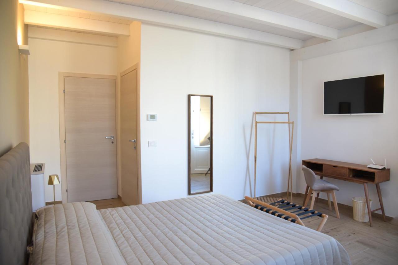 Serenity Apulian Rooms Trepuzzi Экстерьер фото